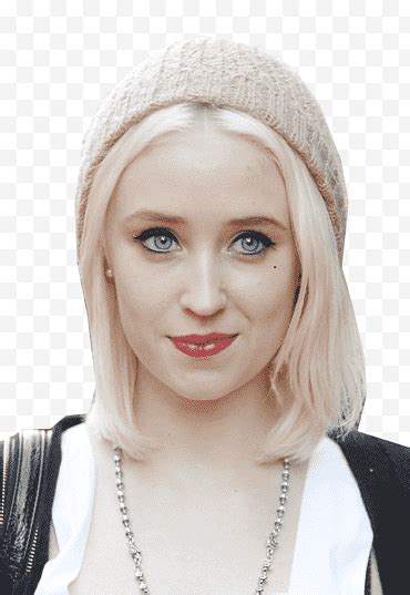 Lily Loveless (@lovingtheloveless) • Instagram photos and videos